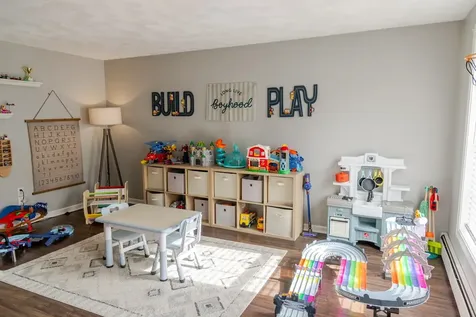 10 Rowe Drive Fremont NH 03044