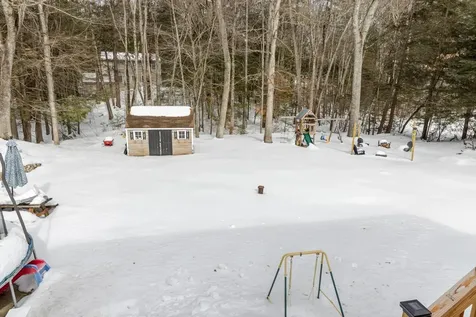 10 Rowe Drive Fremont NH 03044