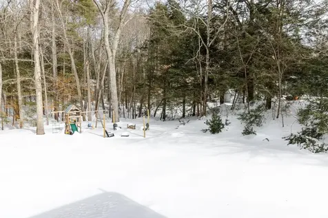 10 Rowe Drive Fremont NH 03044