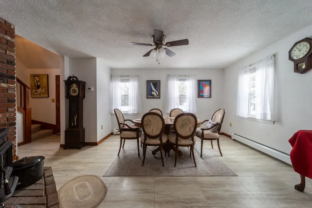 5 Cross Road Hebron NH 03241