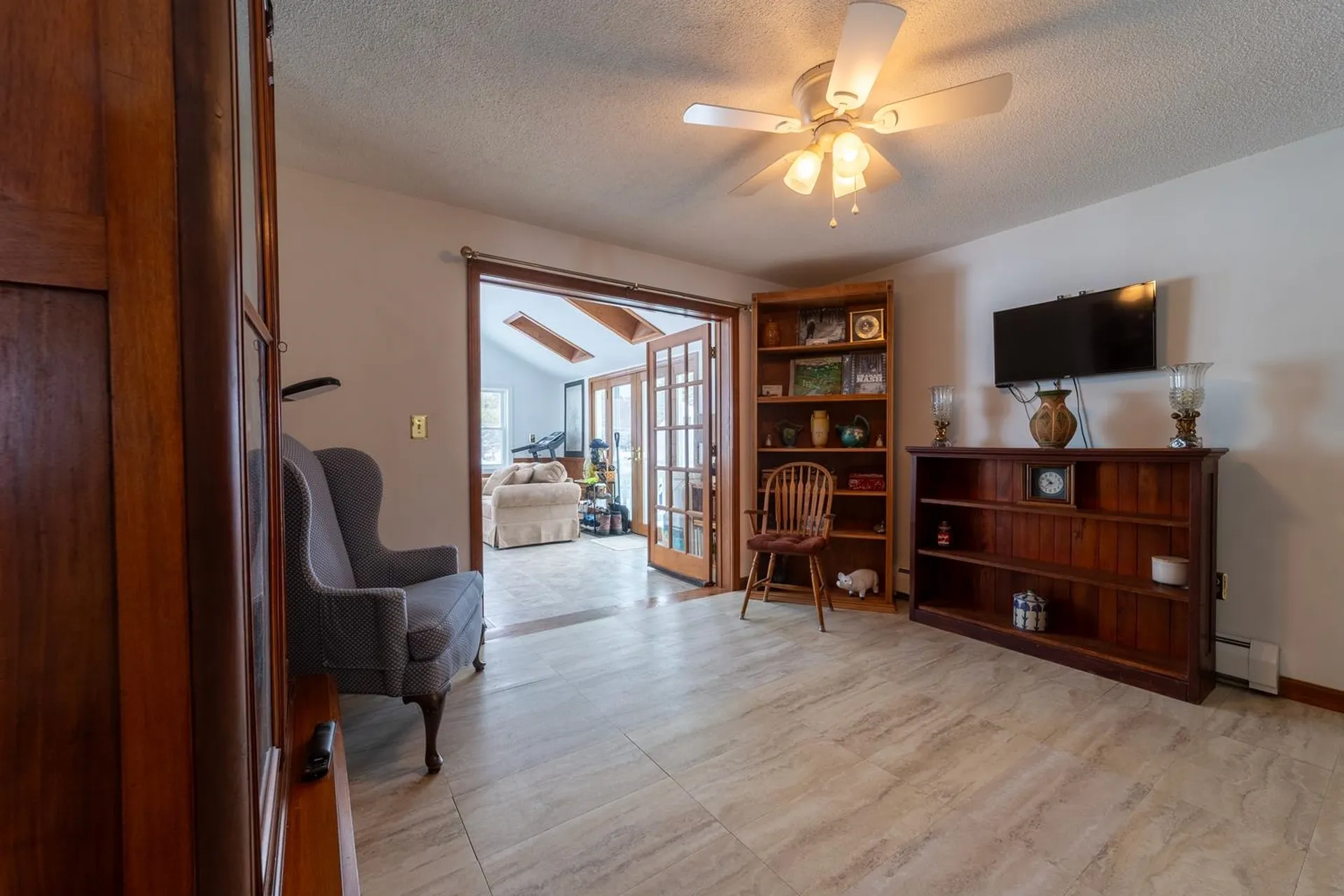 5 Cross Road Hebron NH 03241