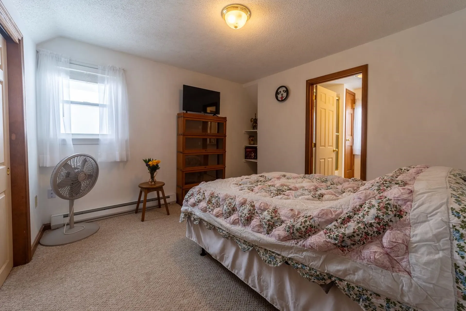 5 Cross Road Hebron NH 03241