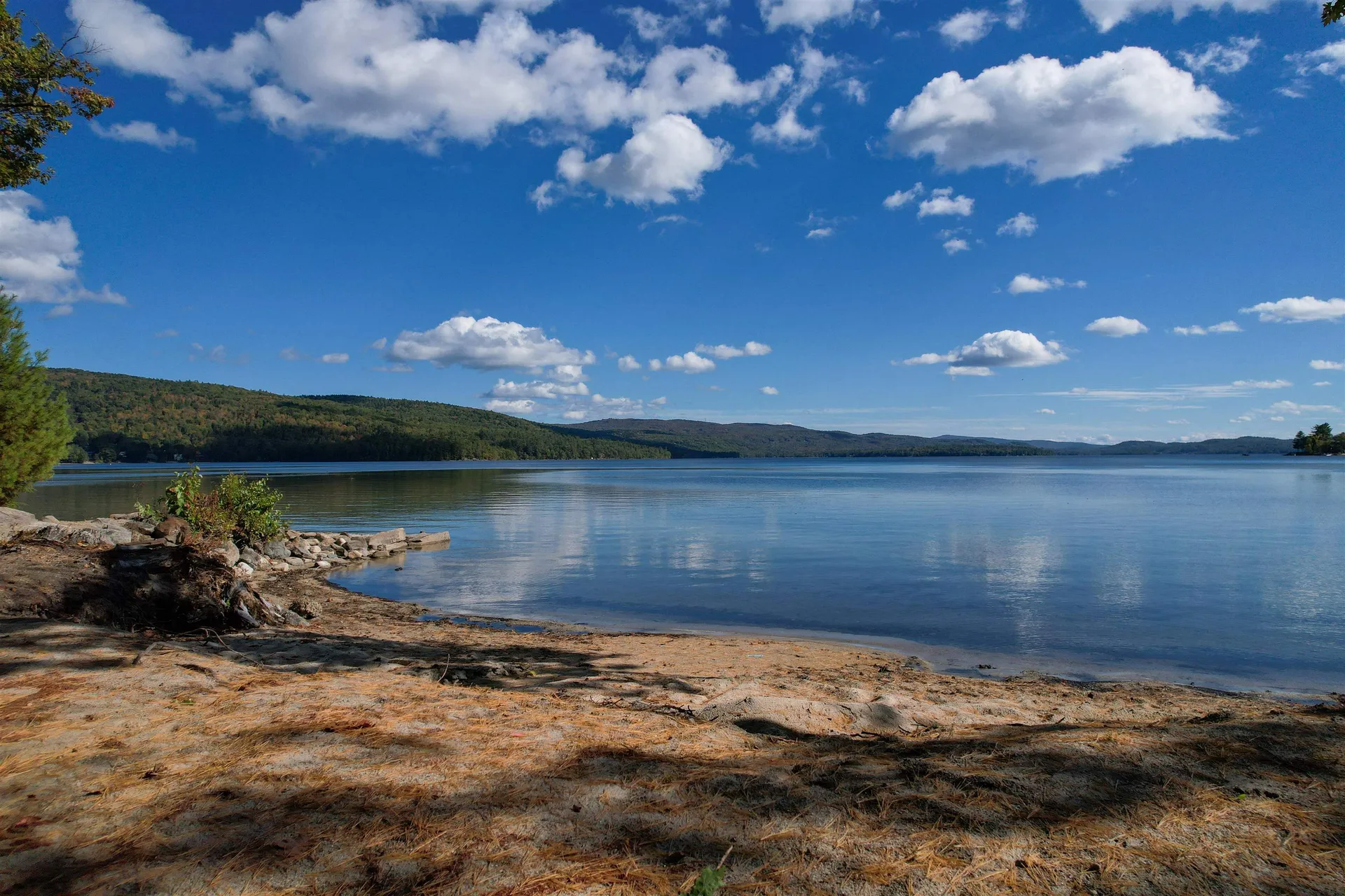 5 Cross Road Hebron NH 03241