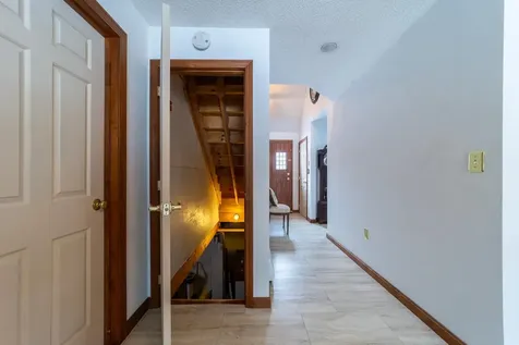 5 Cross Road Hebron NH 03241