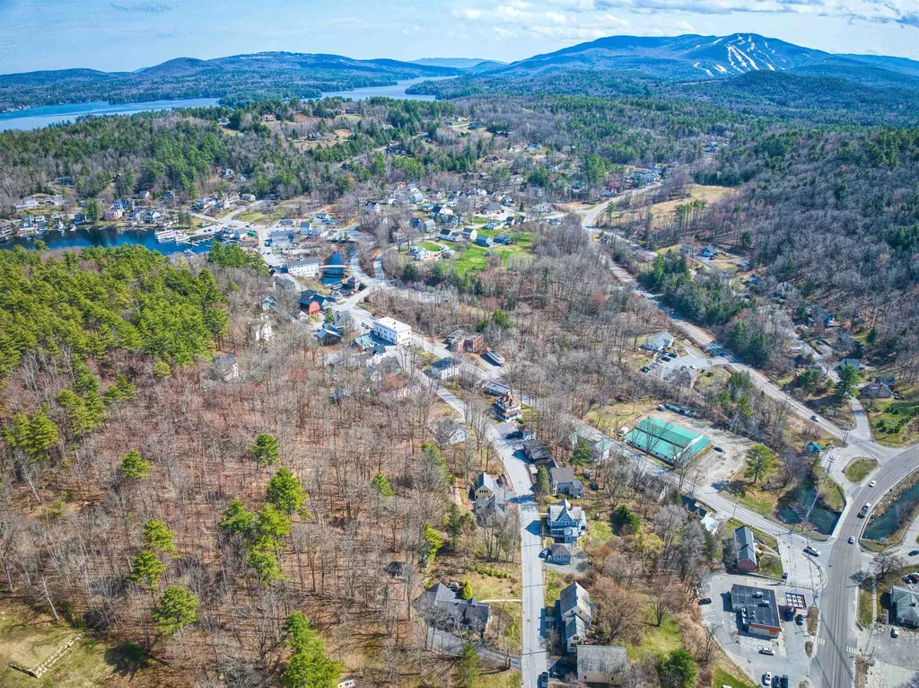 Central Street Sunapee NH 03782