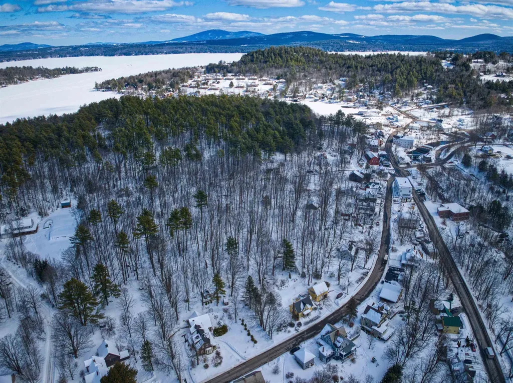 Central Street Sunapee NH 03782