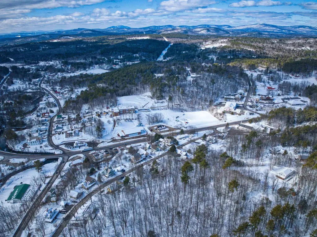 Central Street Sunapee NH 03782