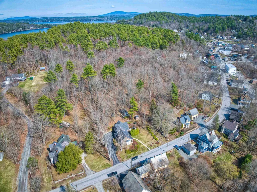 Central Street Sunapee NH 03782