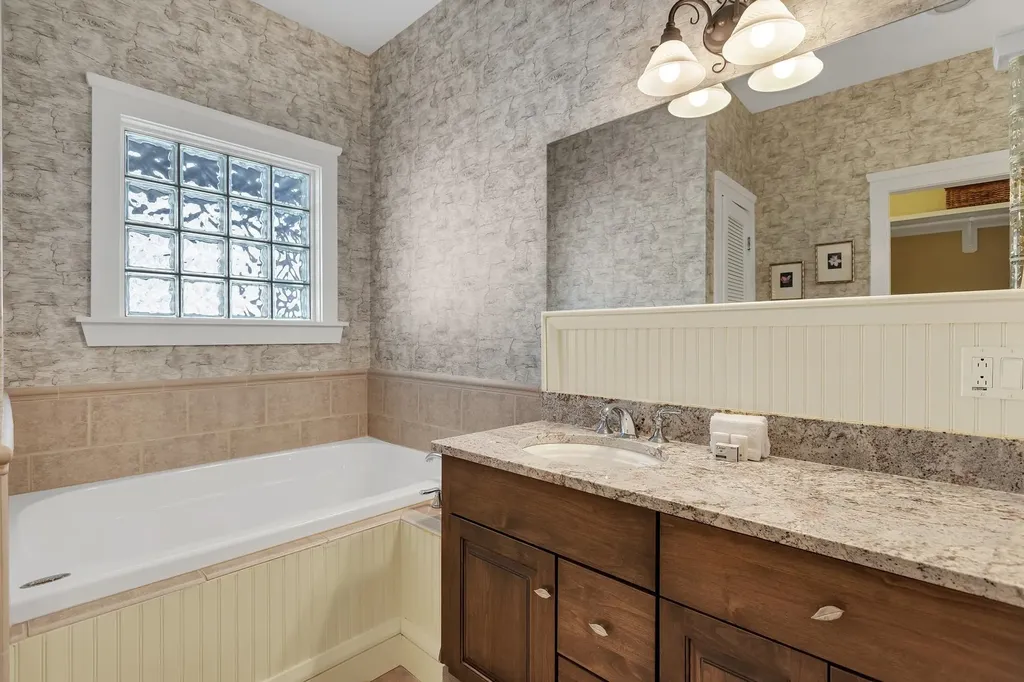 24 Freeman Road Cavendish VT 05153