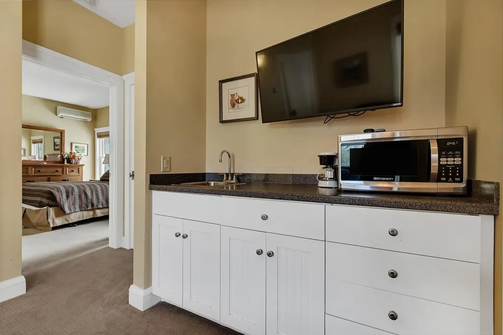 24 Freeman Road Cavendish VT 05153