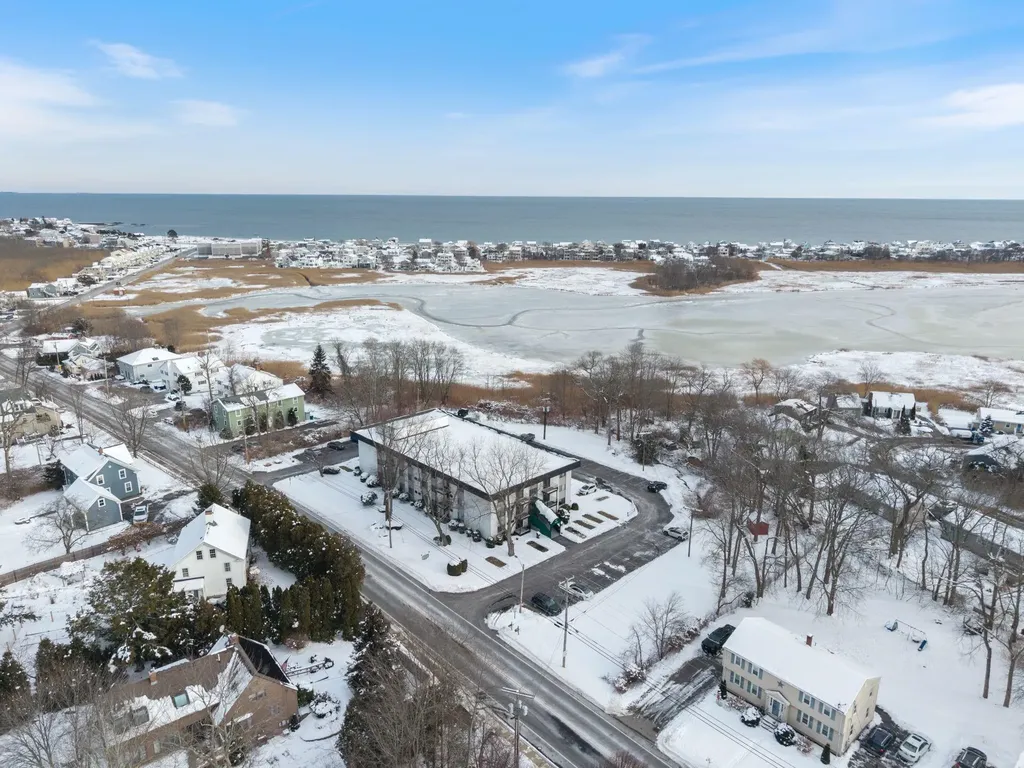 467 High Street Hampton NH 03842