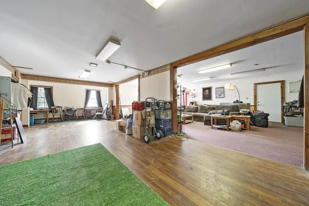 6 Depot Street Hillsborough NH 03244