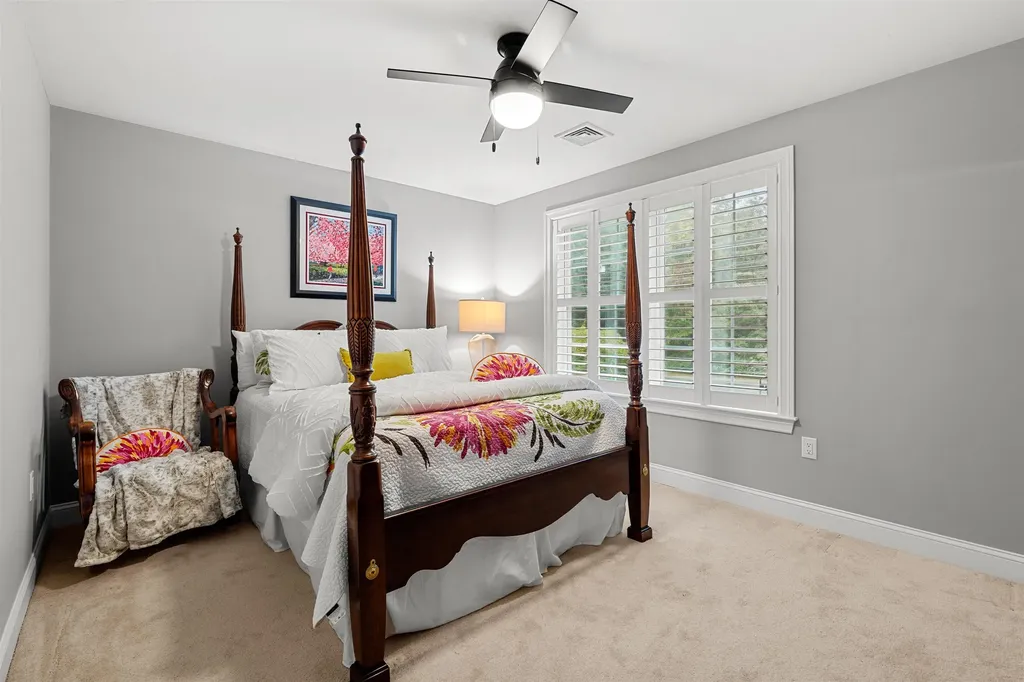 2 Chestnut Hill Drive Sandown NH 03873