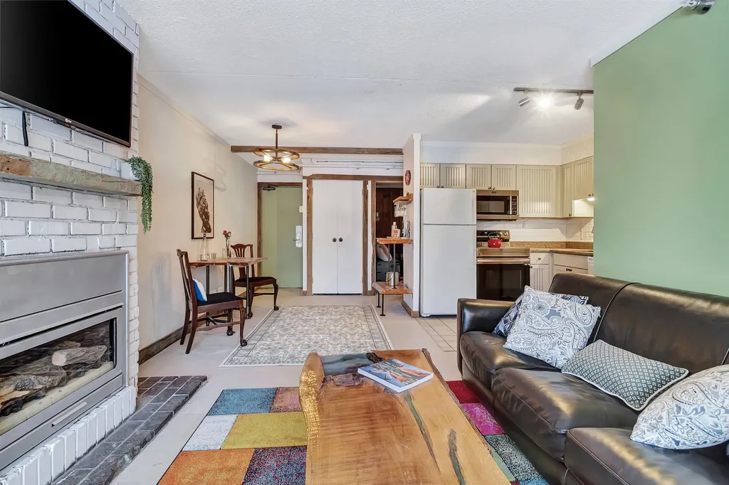 697 East Mountain Road Killington VT 05751