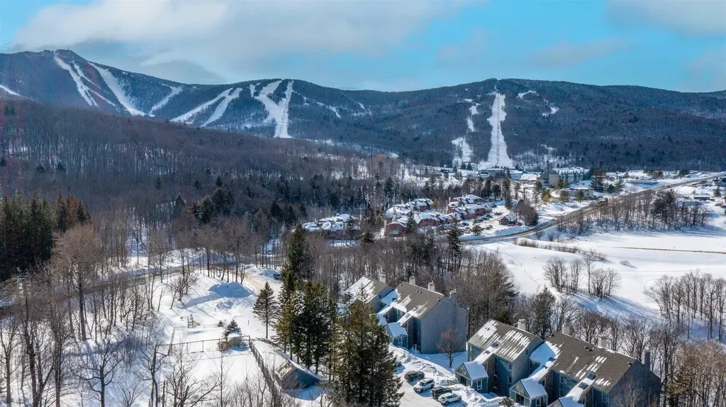 697 East Mountain Road Killington VT 05751