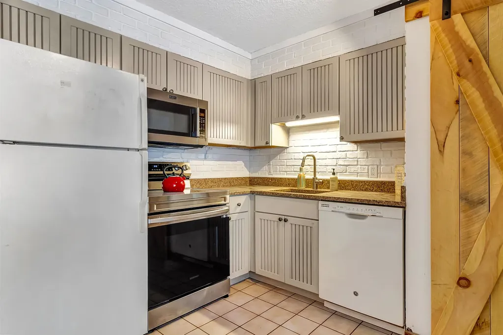 697 East Mountain Road Killington VT 05751