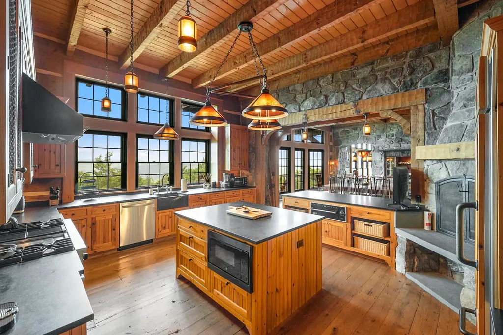 62 Moon Shadow Drive Ludlow VT 05149