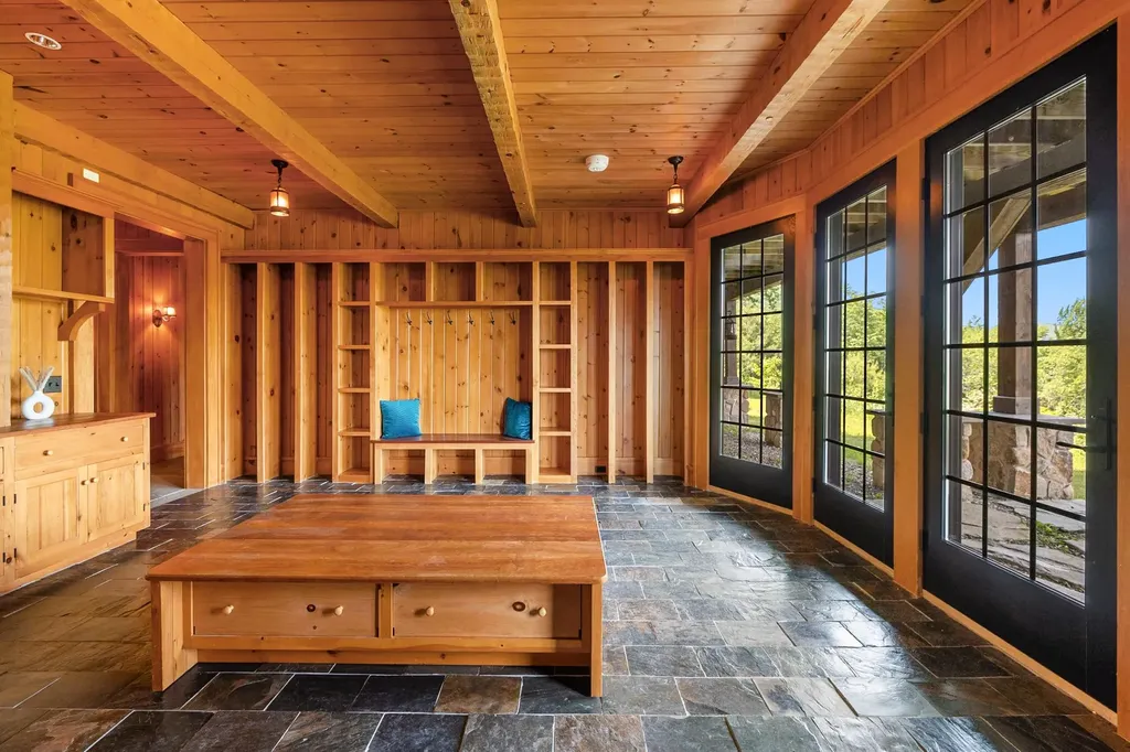 62 Moon Shadow Drive Ludlow VT 05149