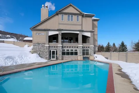 62 Moon Shadow Drive Ludlow VT 05149