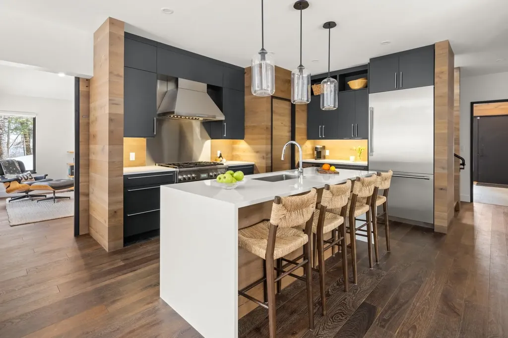 30 Natures Way Stowe VT 05672