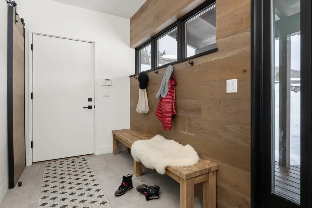 30 Natures Way Stowe VT 05672