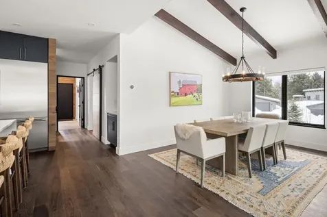 30 Natures Way Stowe VT 05672