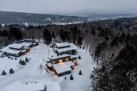 30 Natures Way Stowe VT 05672