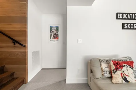 30 Natures Way Stowe VT 05672