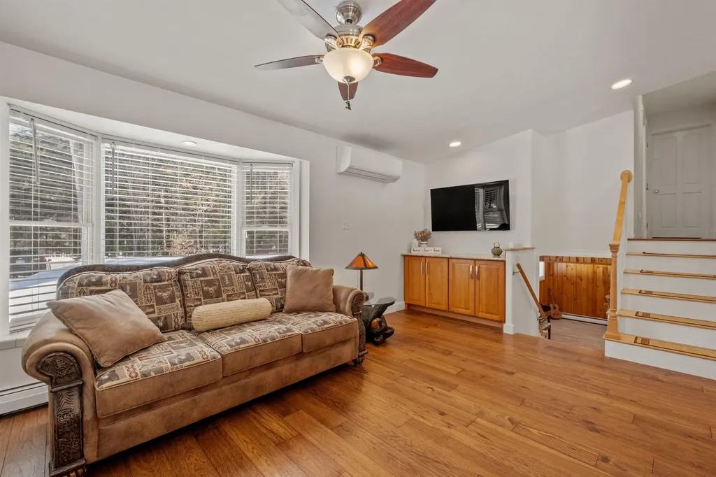 113 Glen Road Gorham NH 03581