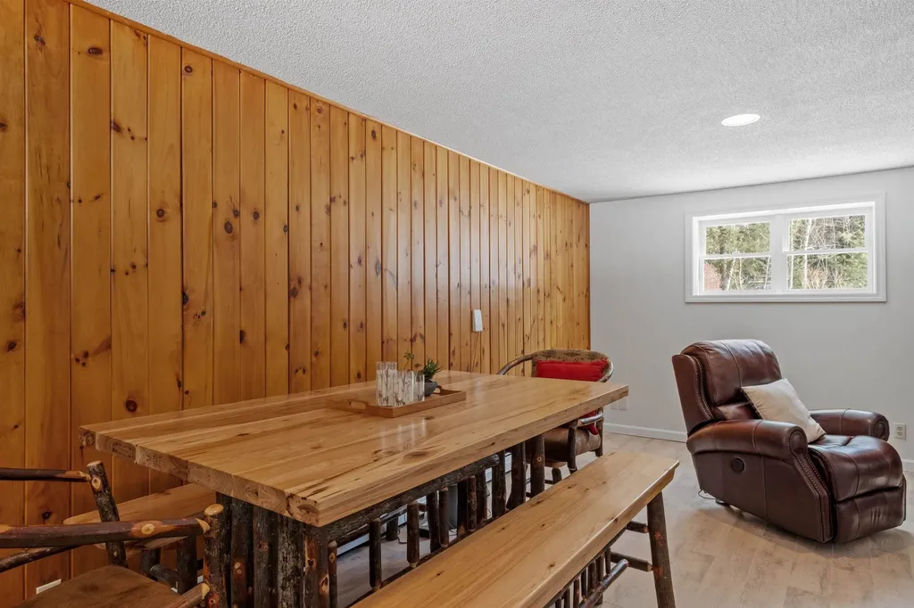 113 Glen Road Gorham NH 03581