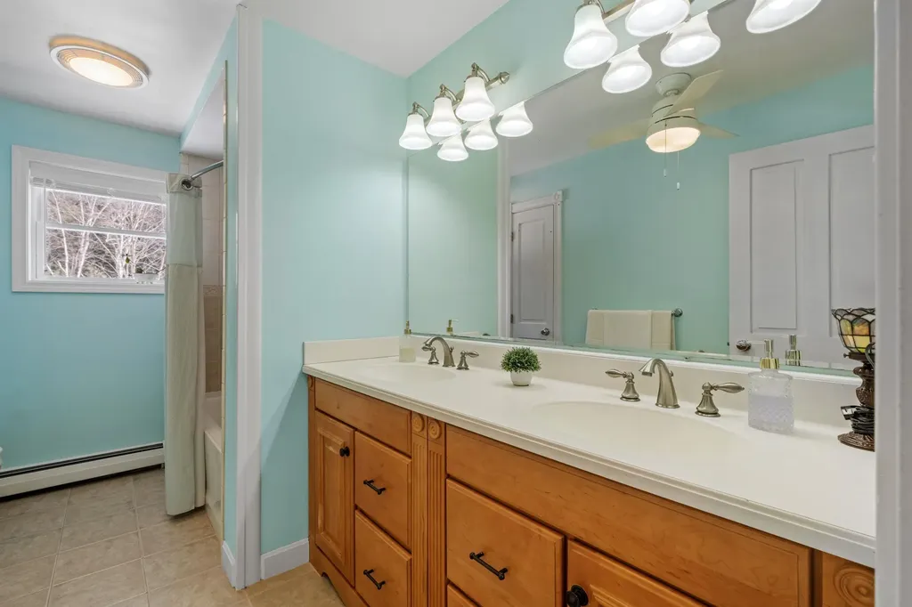 113 Glen Road Gorham NH 03581