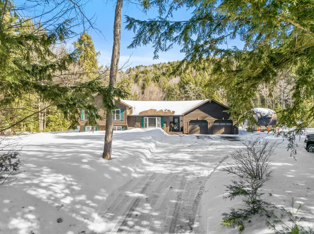 113 Glen Road Gorham NH 03581