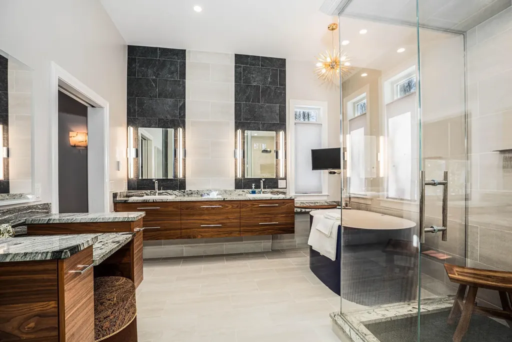 4 Nordic Wood Lane Newton NH 03858