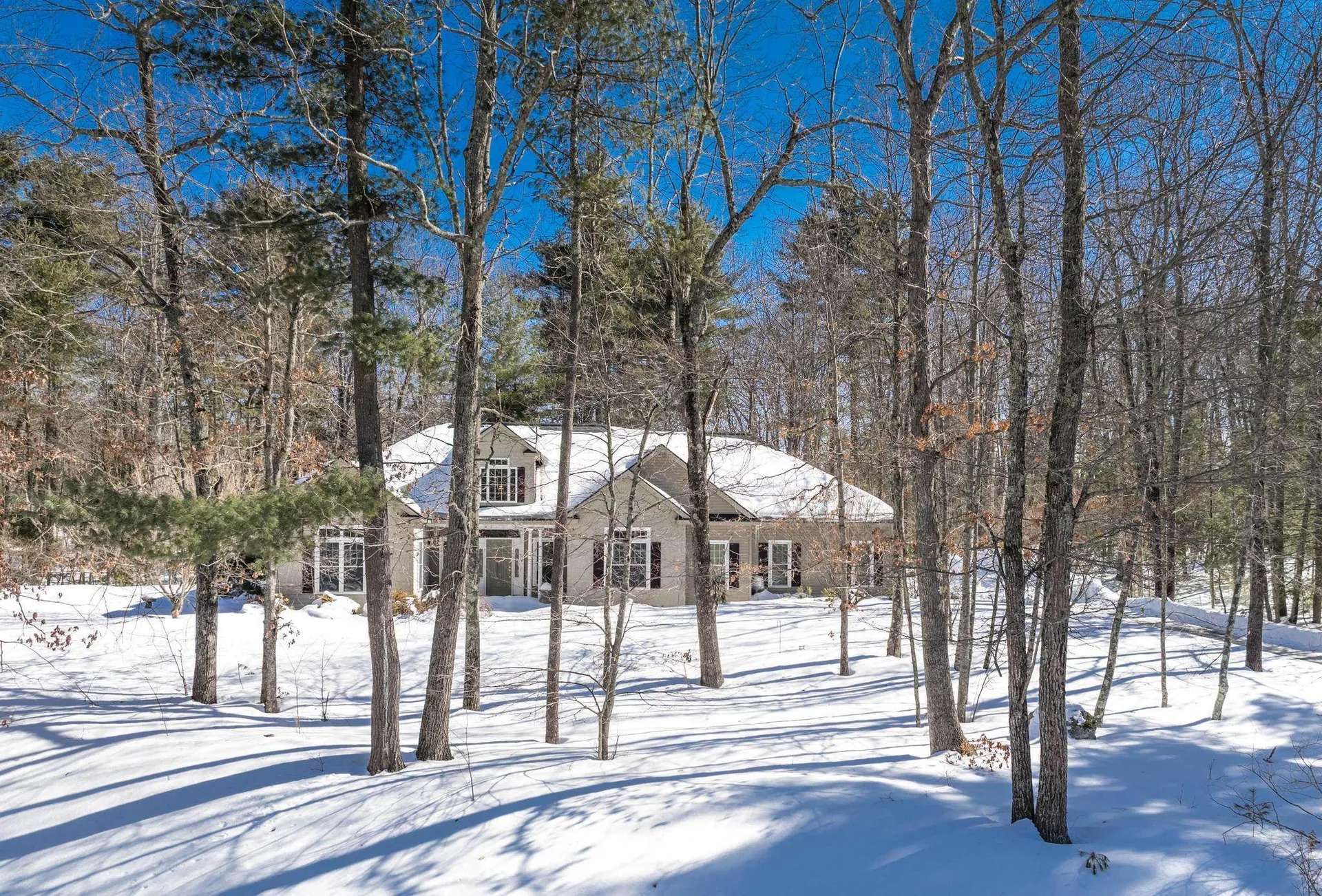 4 Nordic Wood Lane Newton NH 03858
