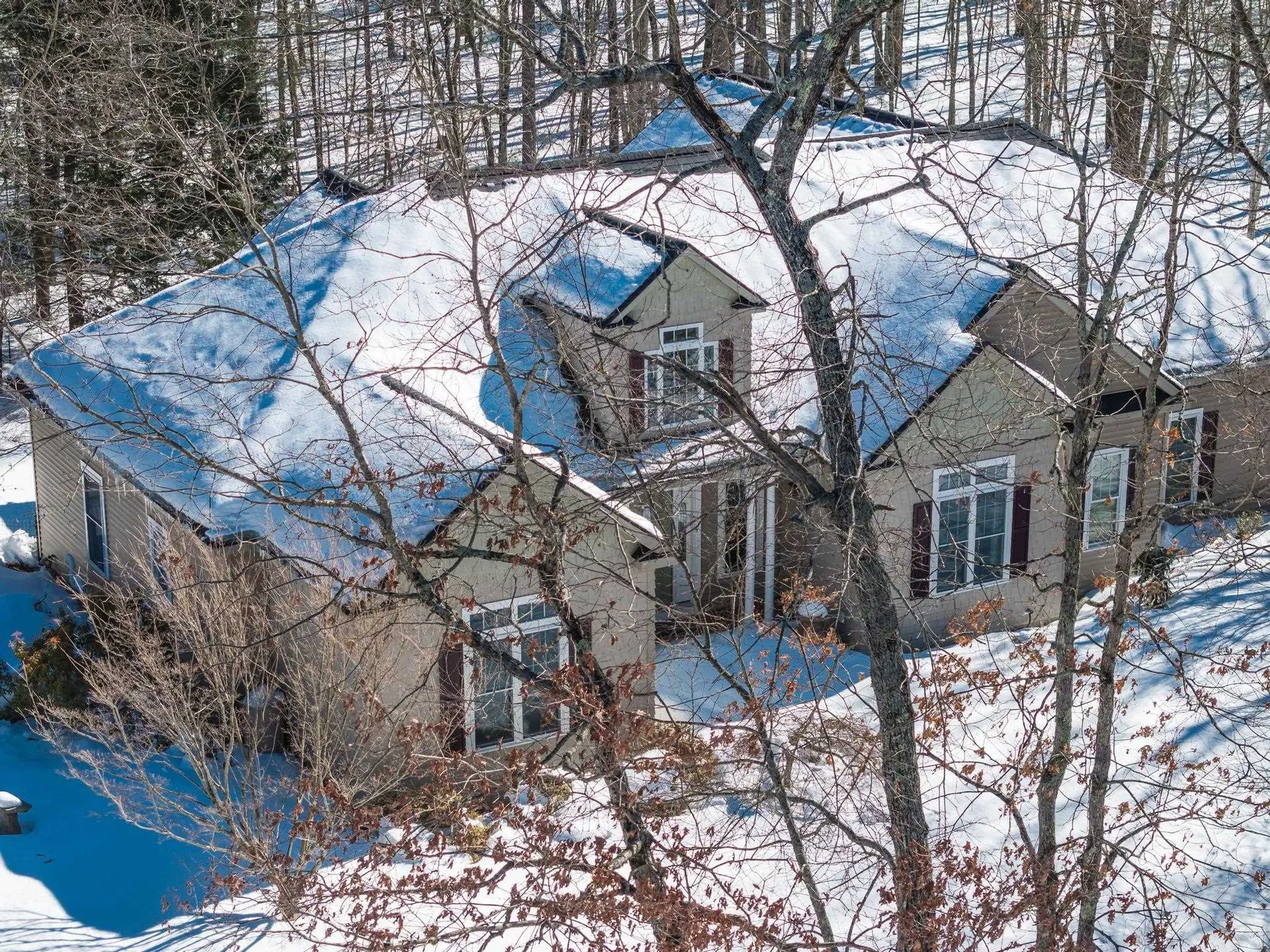 4 Nordic Wood Lane Newton NH 03858