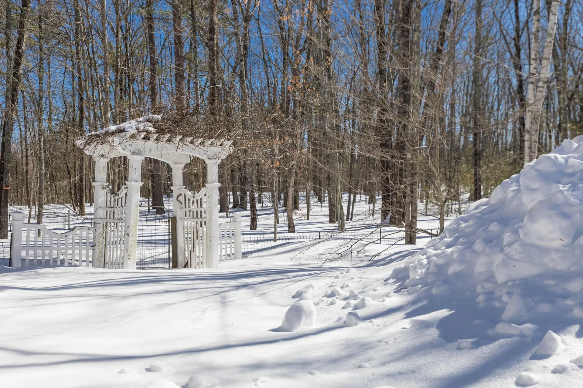 4 Nordic Wood Lane Newton NH 03858