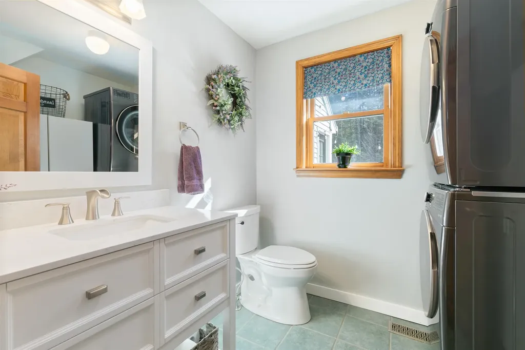 124 Abbot Hill Road Wilton NH 03086