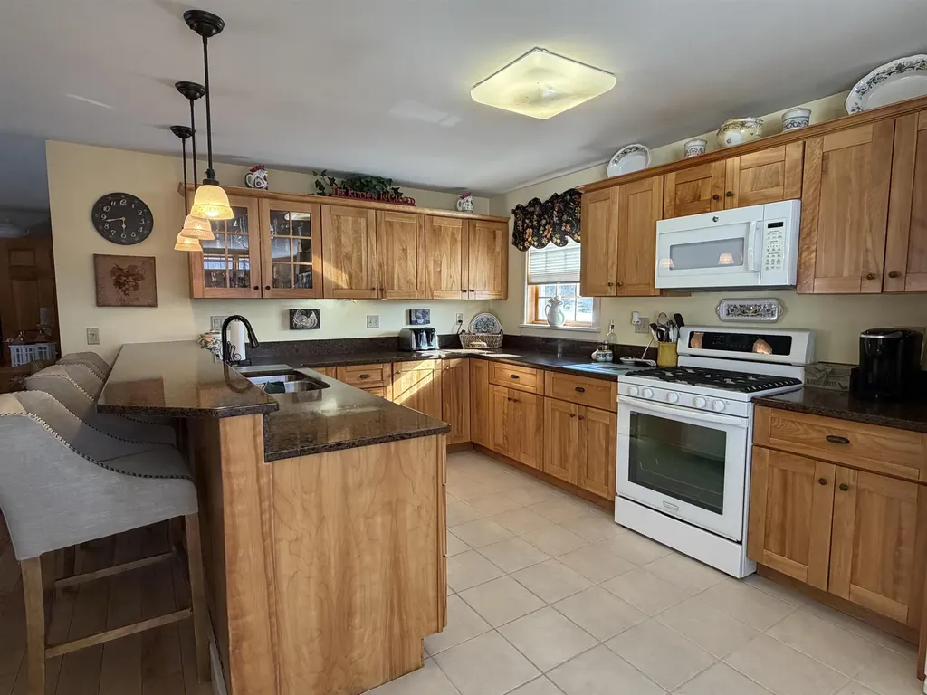 85 Elm Hill Drive Clarendon VT 05759