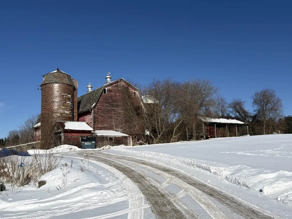 85 Elm Hill Drive Clarendon VT 05759