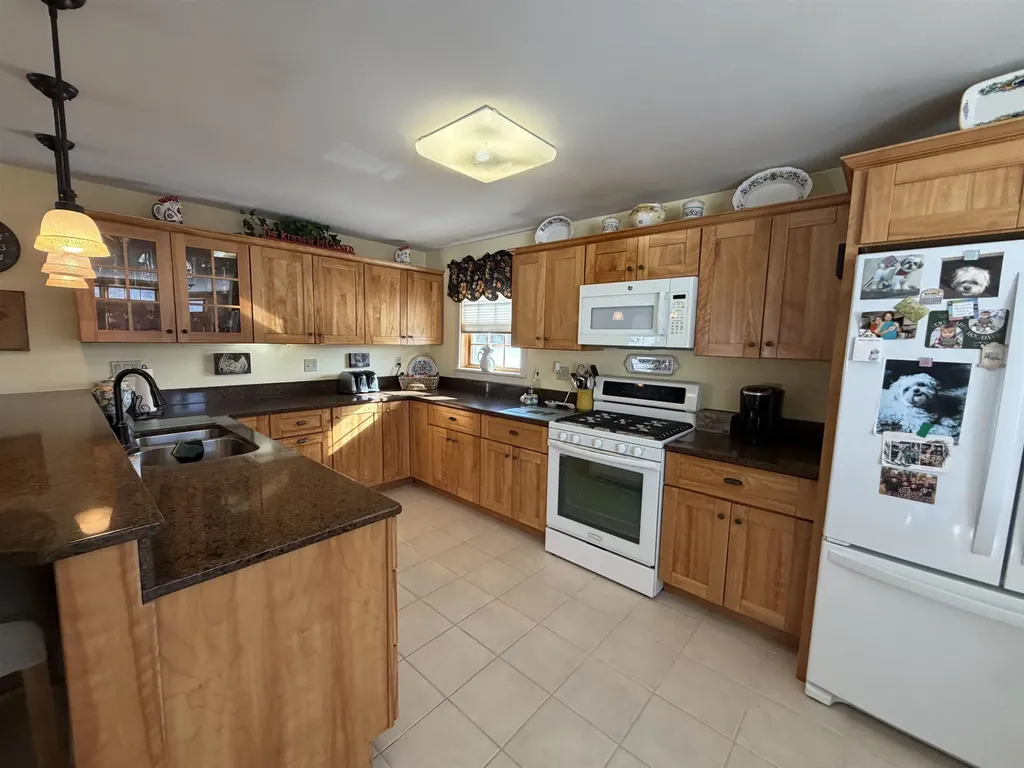 85 Elm Hill Drive Clarendon VT 05759