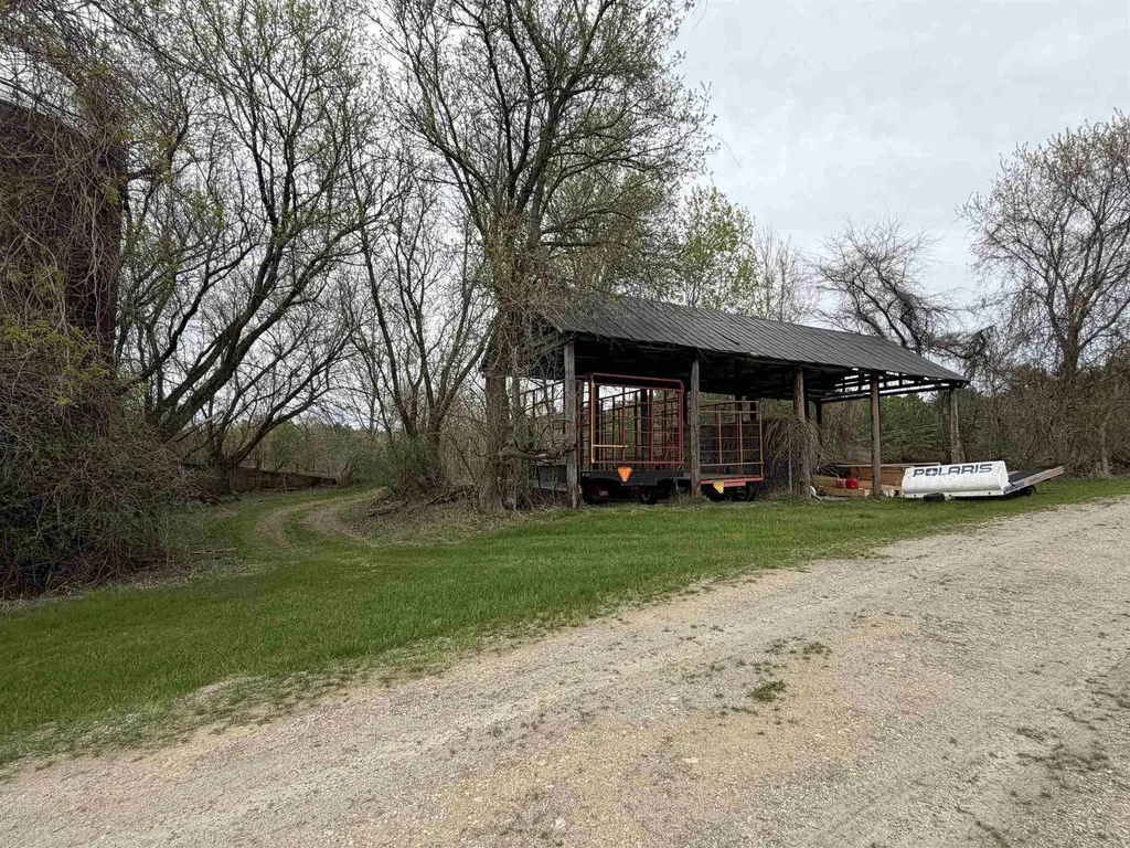 85 Elm Hill Drive Clarendon VT 05759