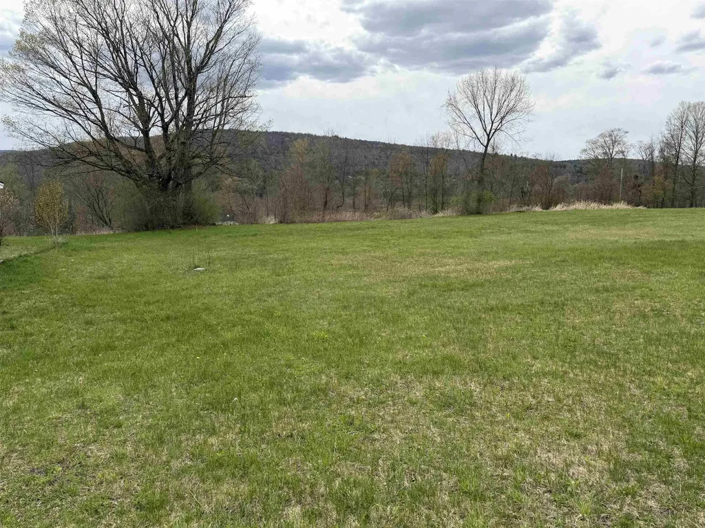 85 Elm Hill Drive Clarendon VT 05759