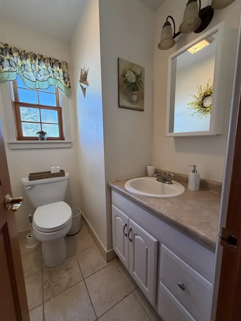 85 Elm Hill Drive Clarendon VT 05759