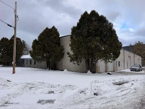 435 South Road Sunderland VT 05250