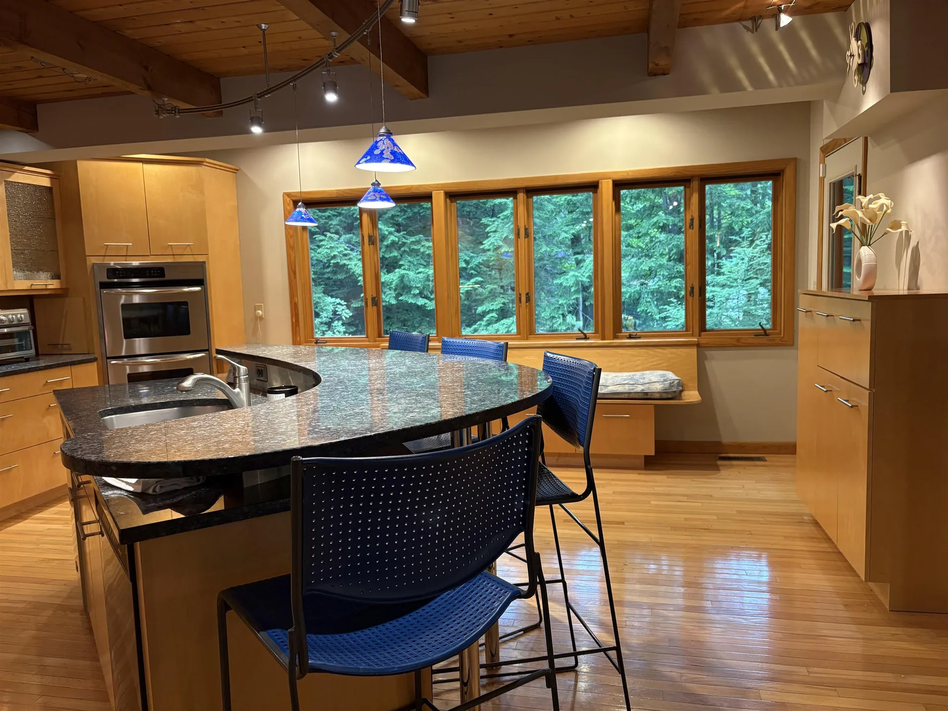 4 Windsor Boulevard Londonderry NH 03053