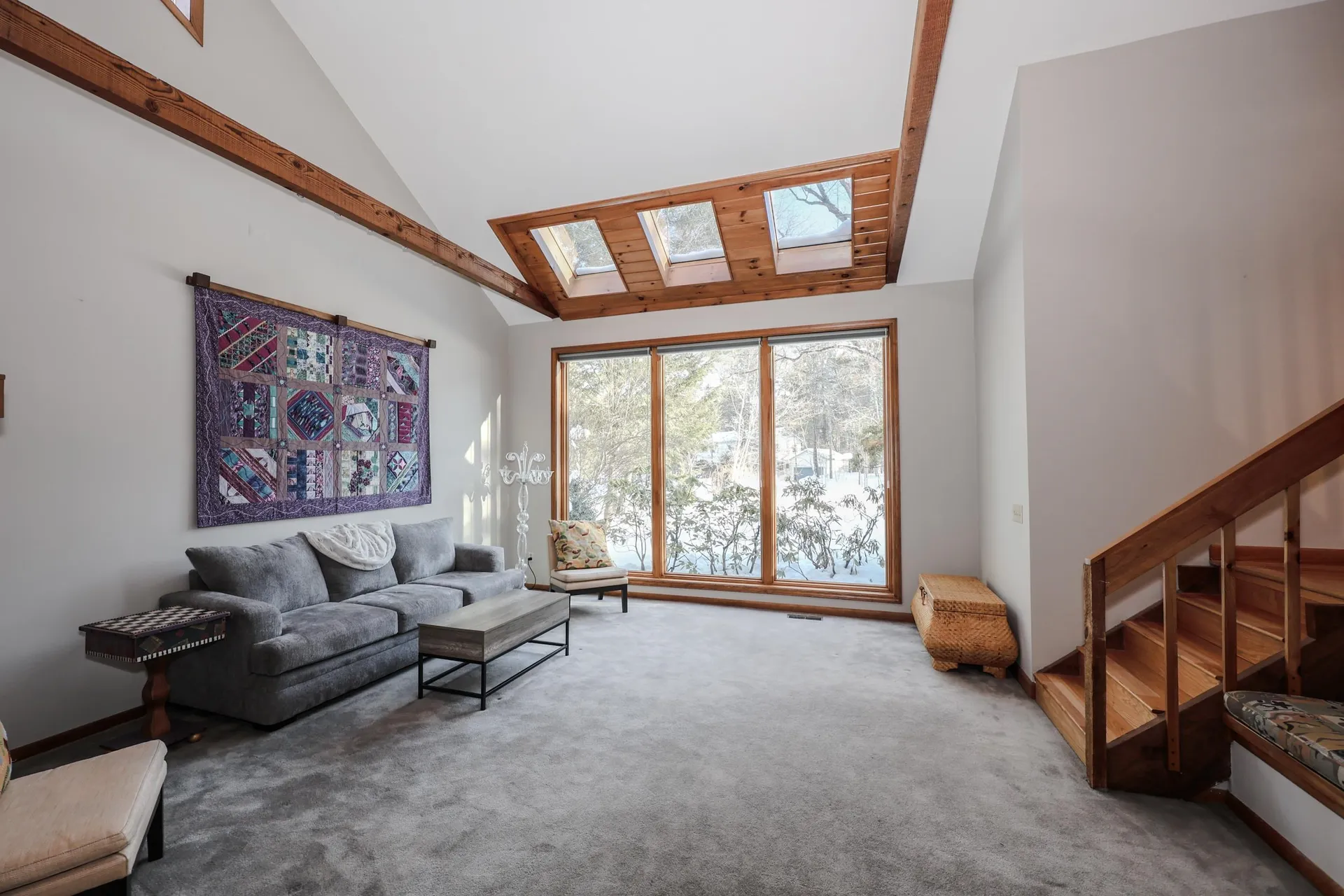 4 Windsor Boulevard Londonderry NH 03053