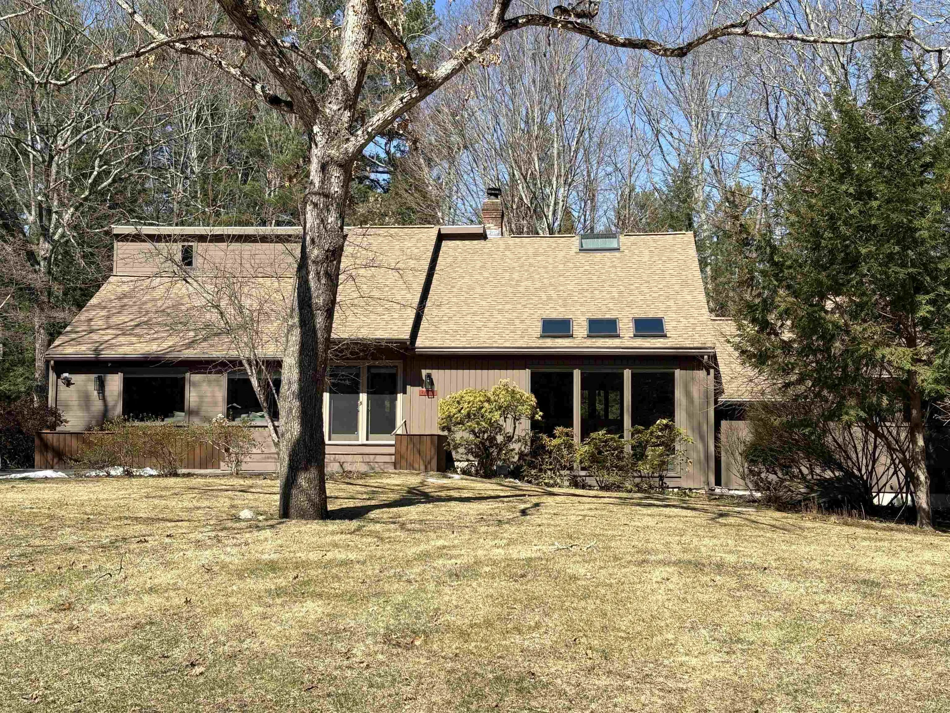 4 Windsor Boulevard Londonderry NH 03053