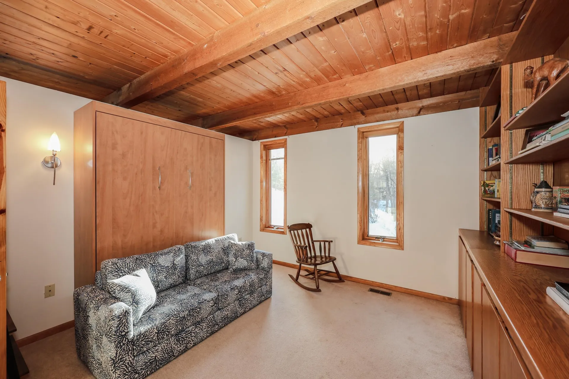 4 Windsor Boulevard Londonderry NH 03053