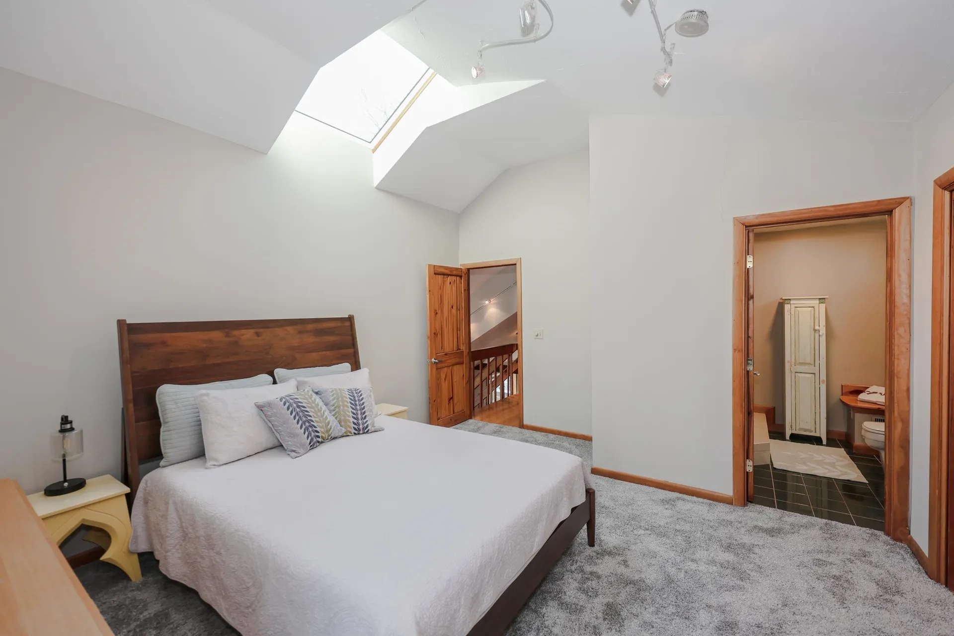 4 Windsor Boulevard Londonderry NH 03053