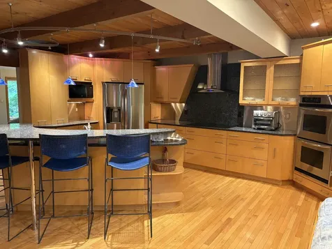 4 Windsor Boulevard Londonderry NH 03053